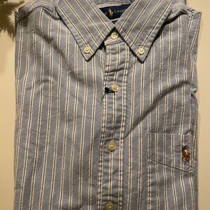 Ralph Lauren Men's Blue and White striped slim fit with stretch Oxford shirt.